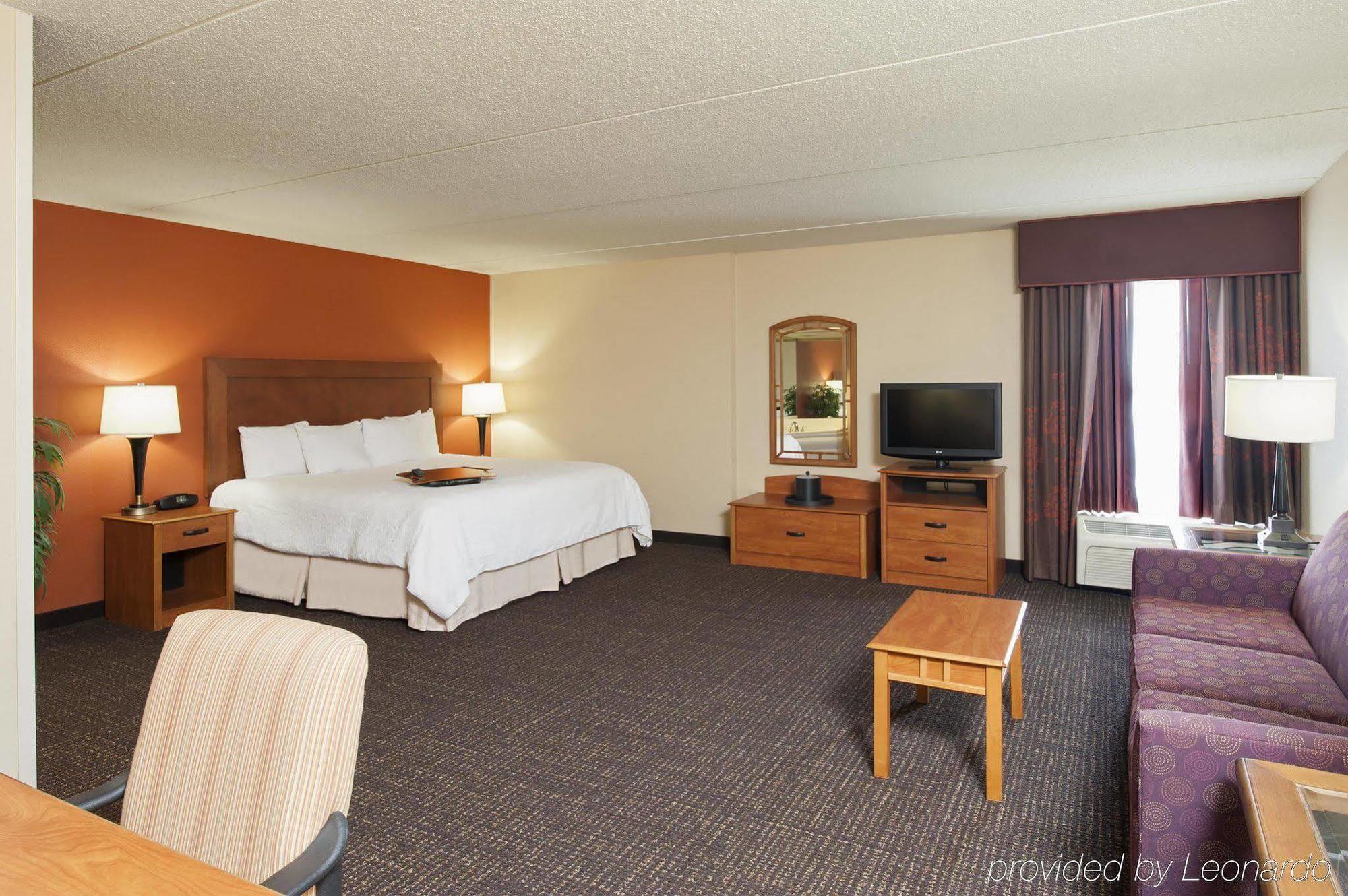 Hampton Inn Muskegon Muskegon Heights Exterior photo